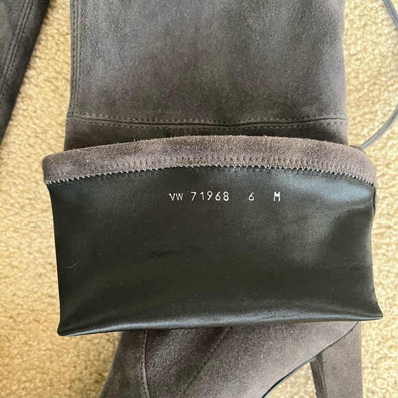 STUART WEITZMAN HIGHLAND BOOTS IN GREY PERFECT CONDITION! - Picture 7 of 8